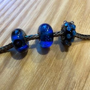 Set of 3 blue glass trollbeads